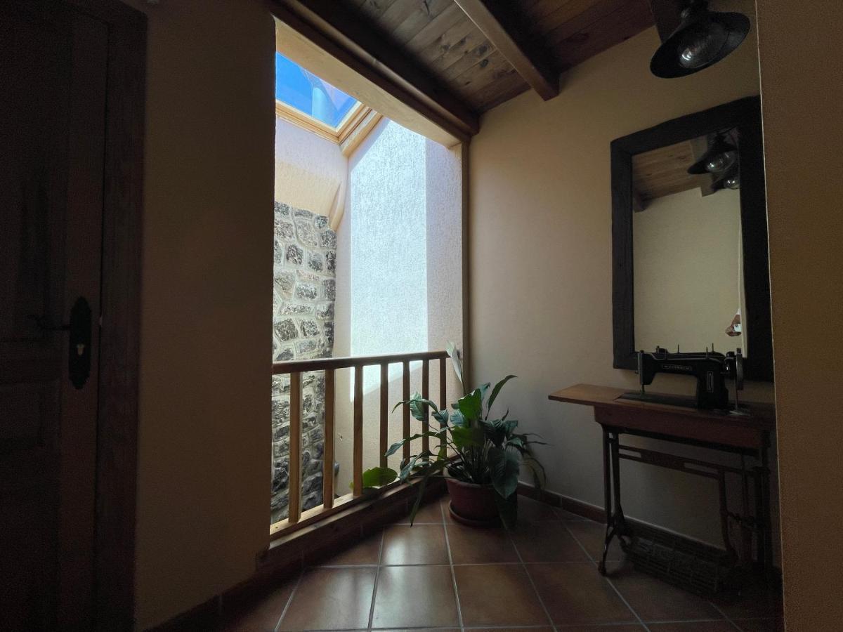 La Guarida De La Lleira Hotel Ferreras de Arriba Екстериор снимка
