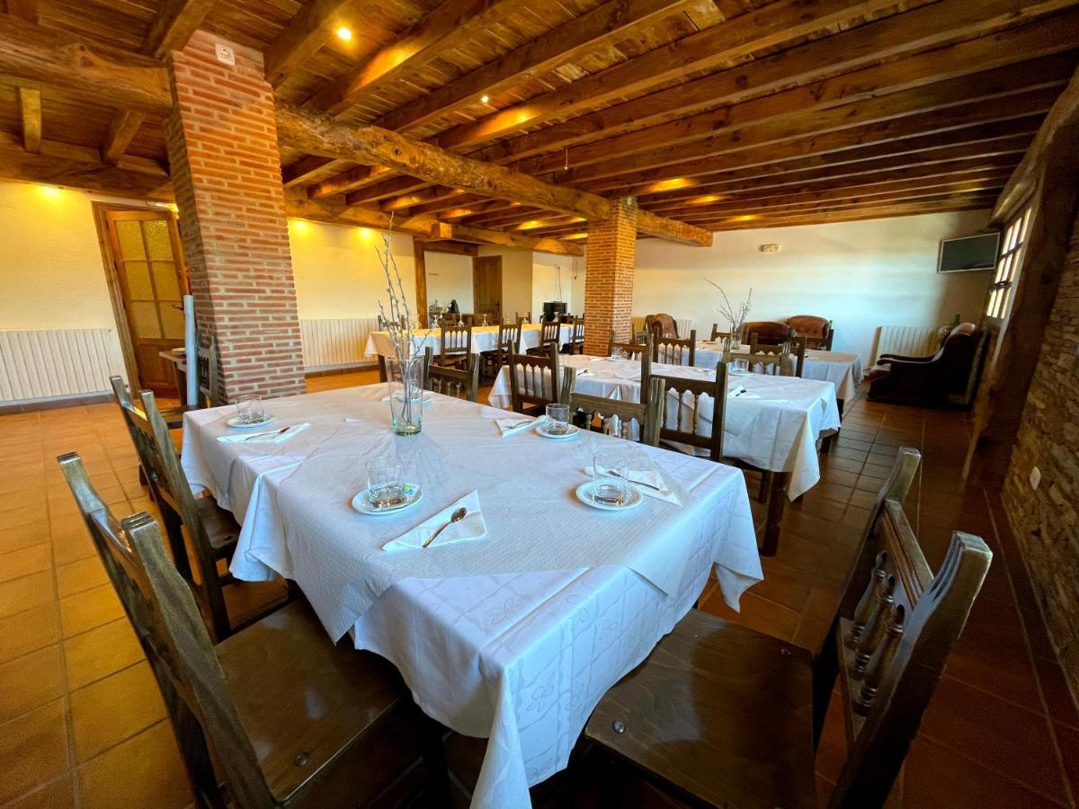 La Guarida De La Lleira Hotel Ferreras de Arriba Екстериор снимка