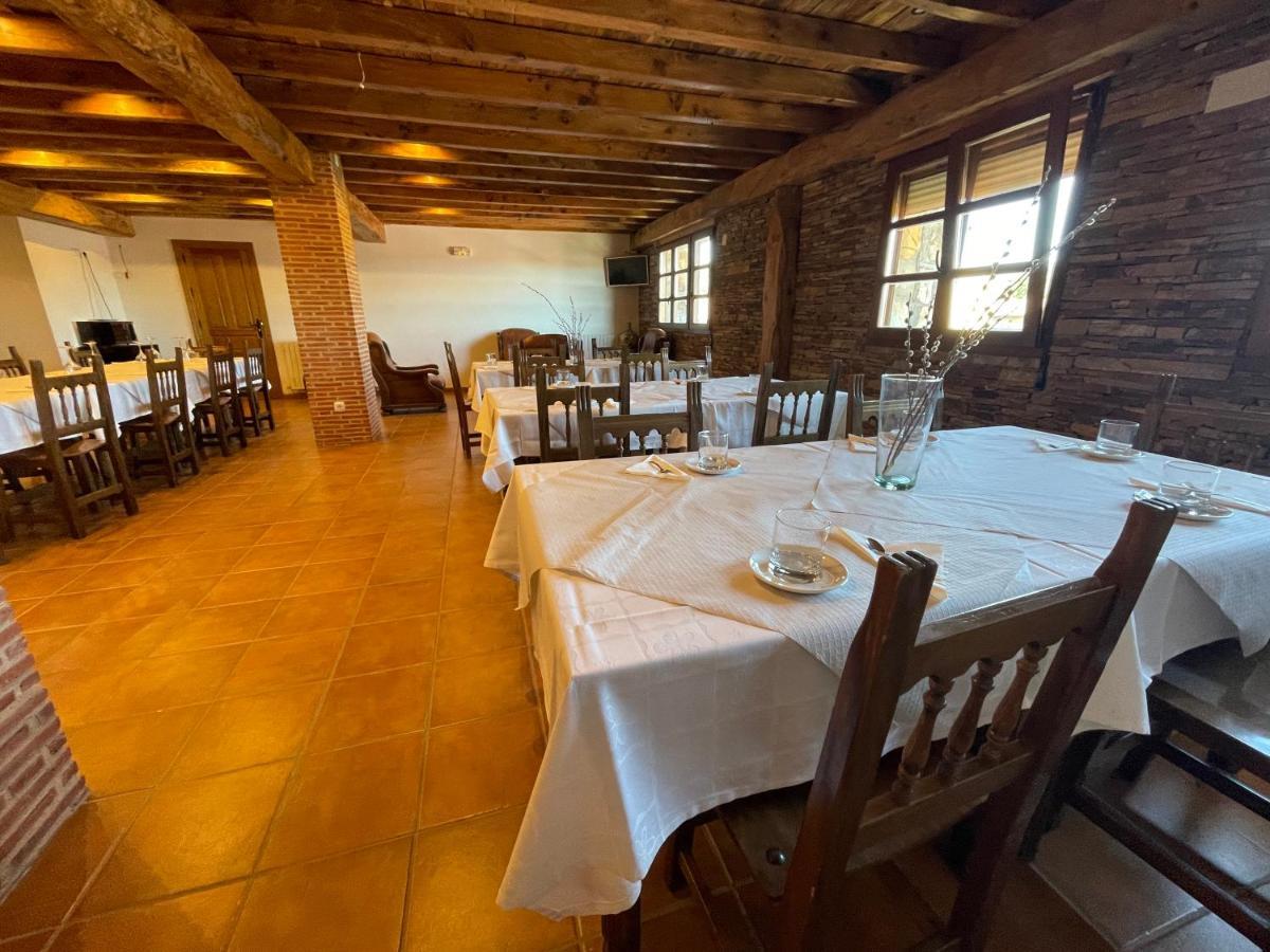 La Guarida De La Lleira Hotel Ferreras de Arriba Екстериор снимка