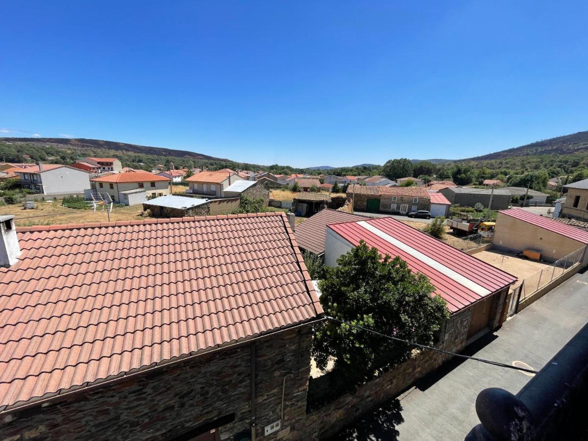 La Guarida De La Lleira Hotel Ferreras de Arriba Екстериор снимка