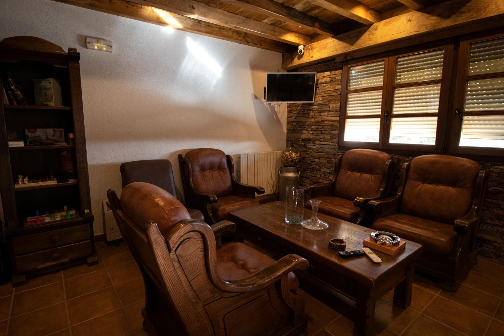 La Guarida De La Lleira Hotel Ferreras de Arriba Екстериор снимка